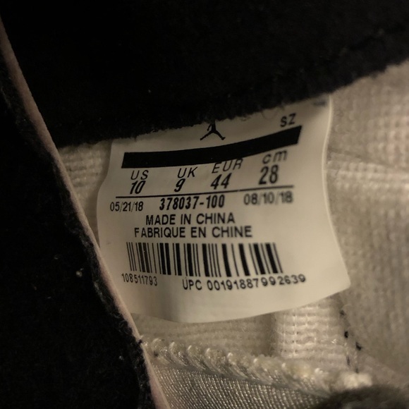 Air Jordan 11 Retro Concord 2018 (378037-100) Sz 10, Excellent Condition - Picture 13 of 14